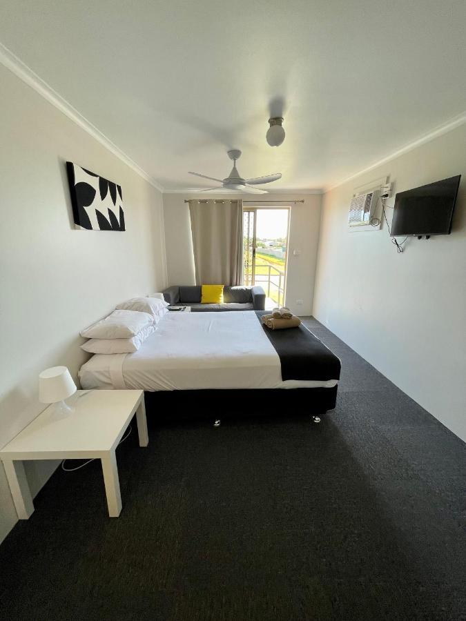 Geraldton'S Ocean West Holiday Units & Short Stay Accommodation Oda fotoğraf